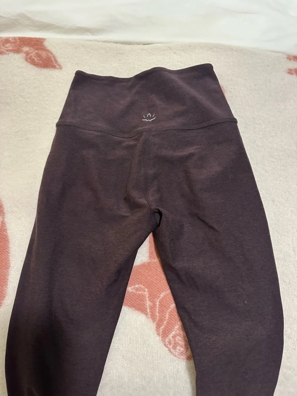 Beyond Yoga Brown Leggings - Picture 3 of 3